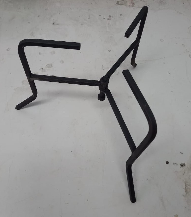Potjie Staander