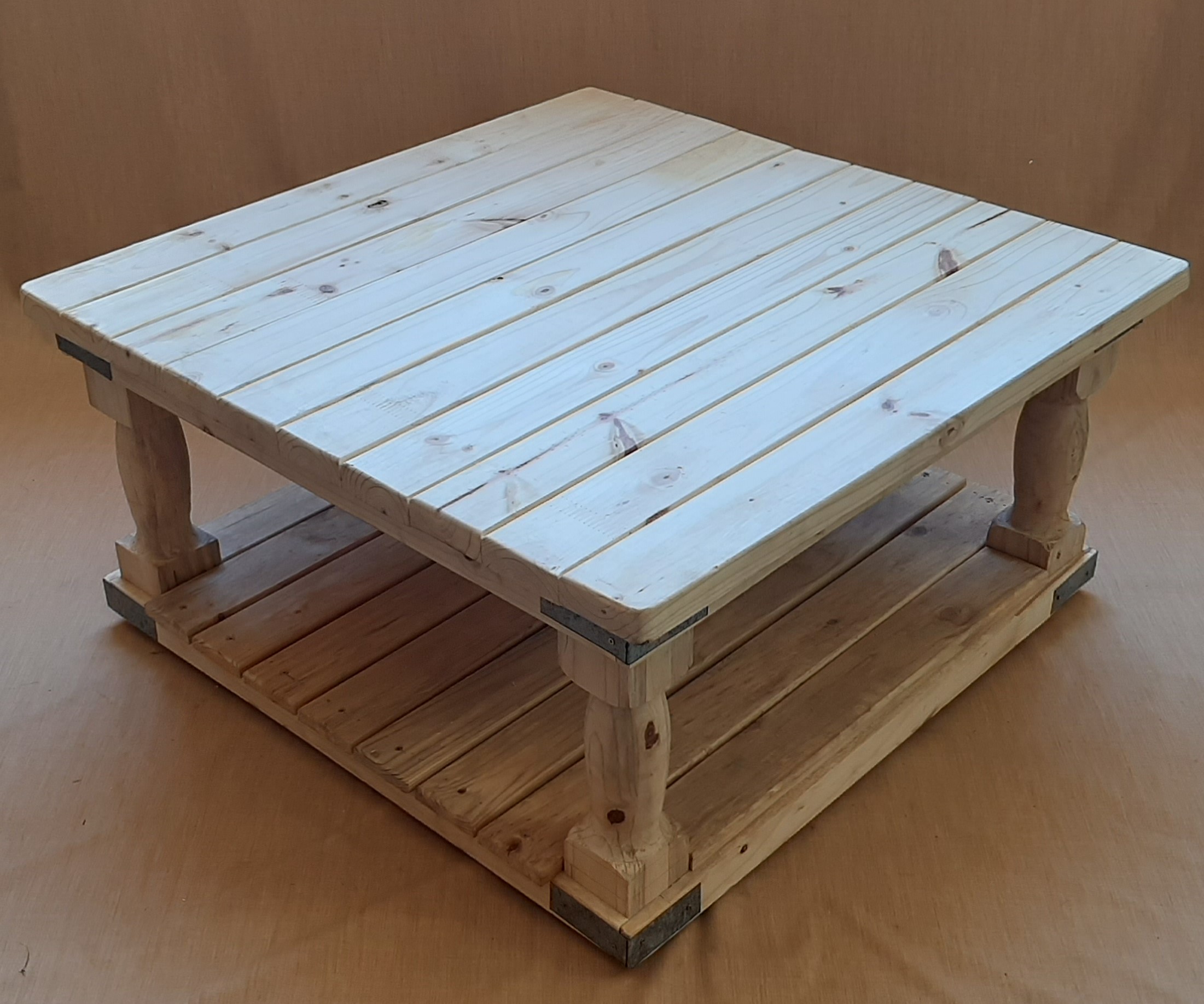 Vierkantige Tafel
